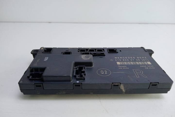 Modul usa dreapta fata 2198200726 Mercedes-Benz CLS-Class C219 [2004 - 2008]