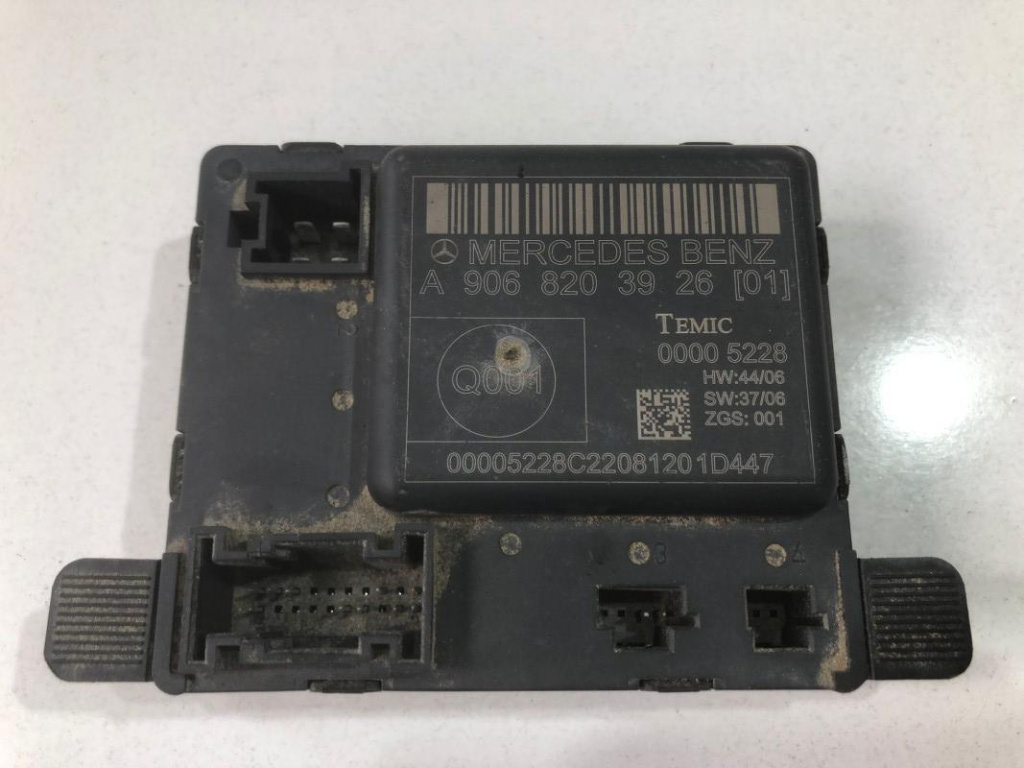 Modul usa dreapta fata a9068203926 Mercedes-Benz Sprinter 2 906 [2006 - 2013]
