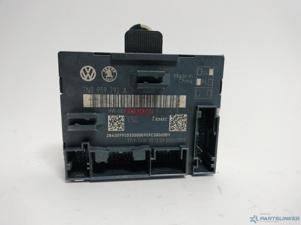Modul usa dreapta fata Skoda Superb (3T) Combi 2010 2.0 TDI OEM 7N0959792A