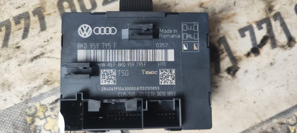 Modul usa dreapta spate Audi A4 B8 A5 2.0 TDI an 2010 cod 8K0959795F