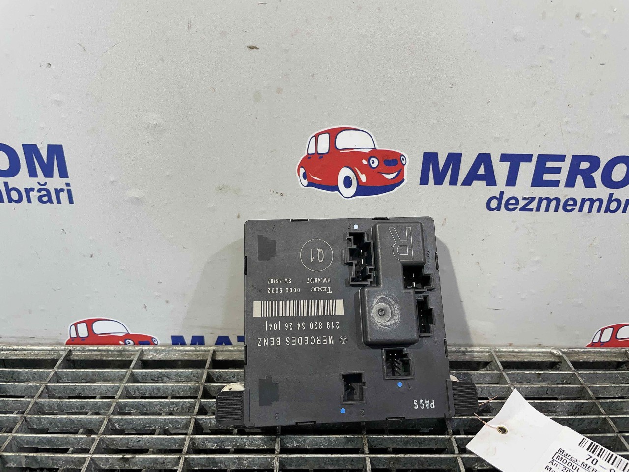 MODUL USA/DREAPTA SPATE MERCEDES CLS - - (2004 2010)