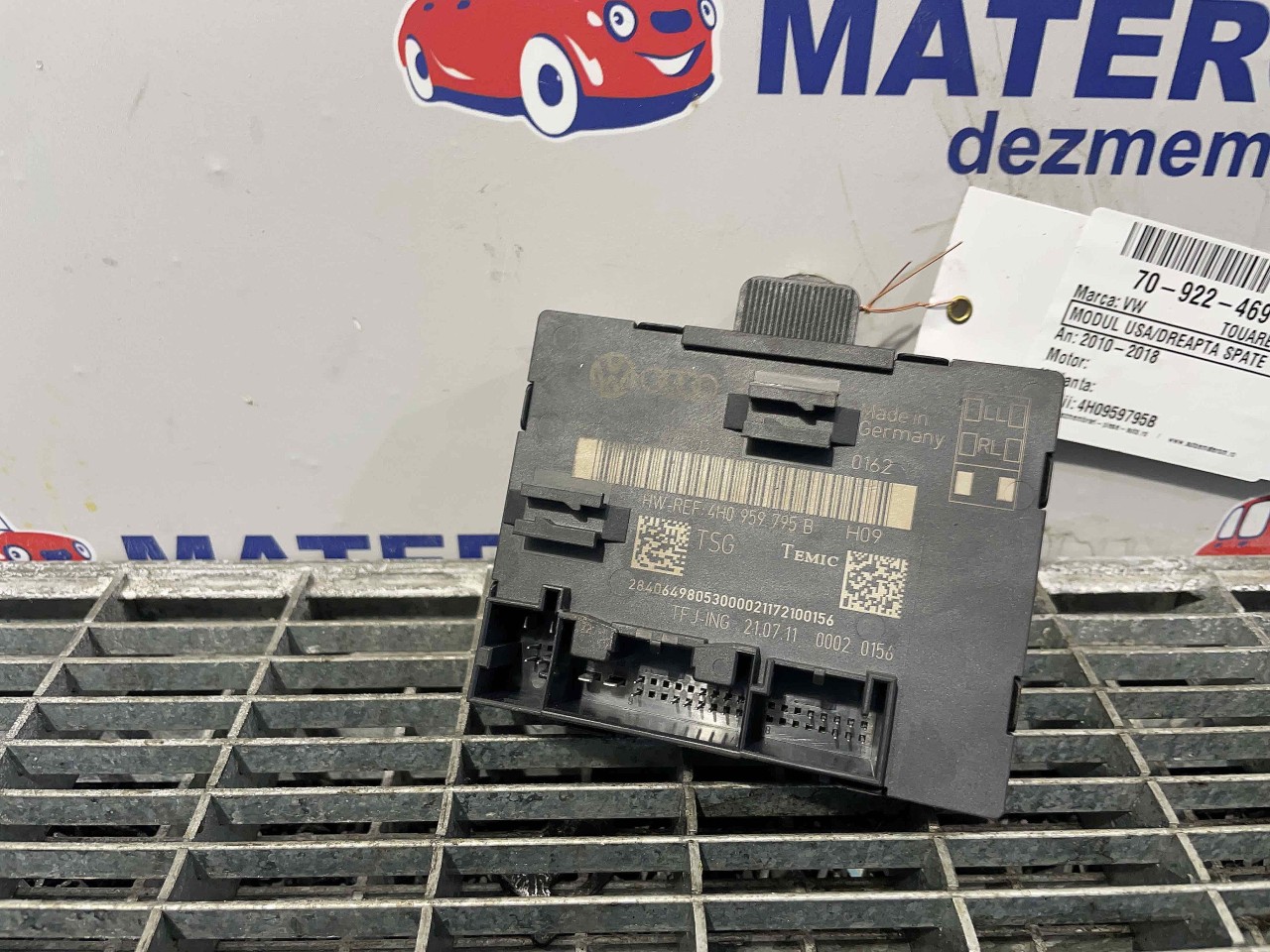MODUL USA/DREAPTA SPATE VW TOUAREG - - (2010 2018)