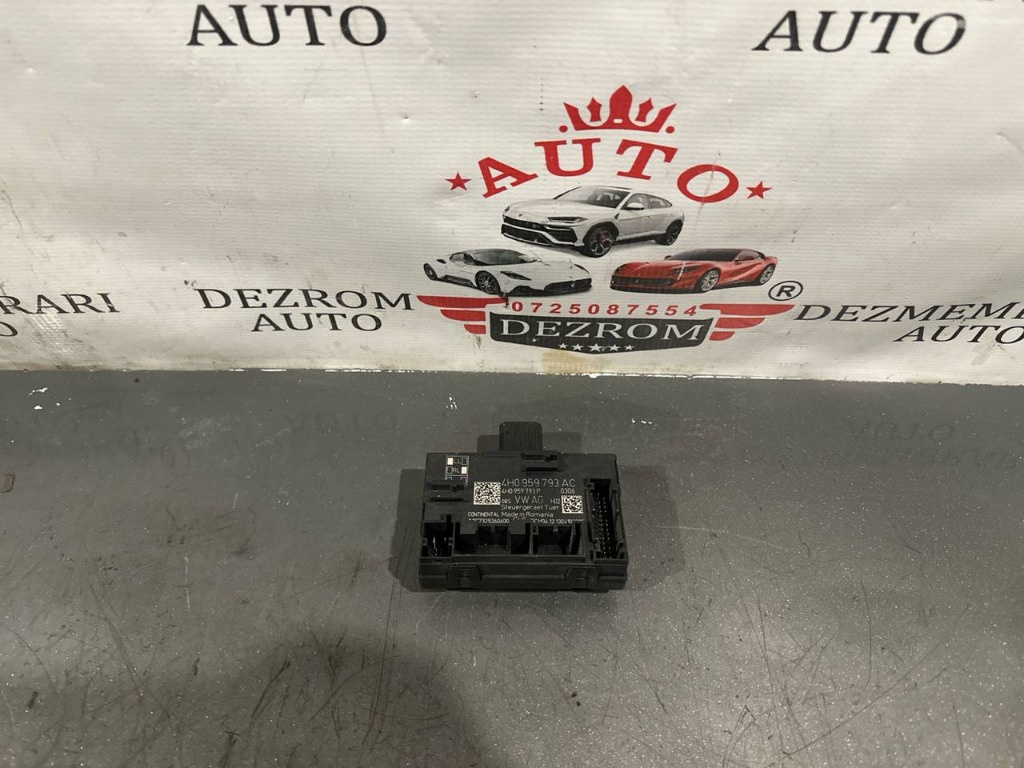 Modul usa fata stanga 4H0959793AC VW VW Touareg I (7LA, 7L6, 7L7) 5.0 R50 TDI 350 cai