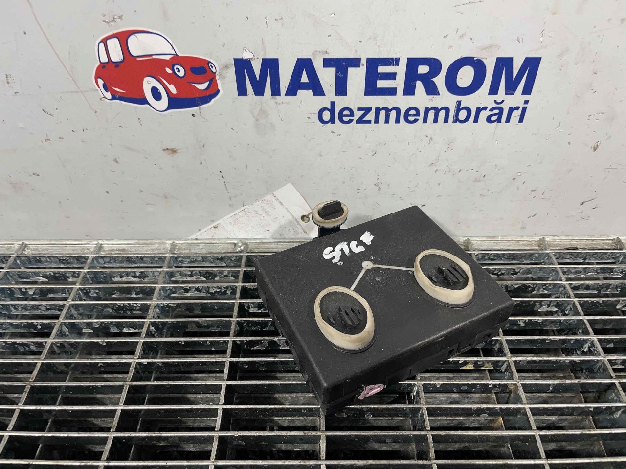 MODUL USA/STANGA FATA AUDI A4 A4 - - (2007 2011)