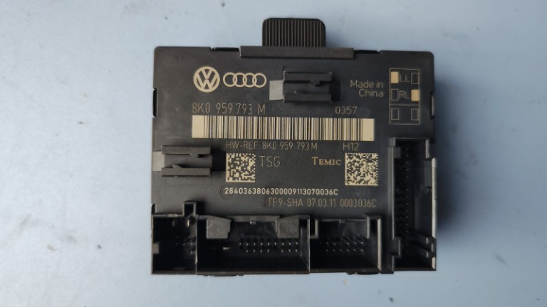 Modul usa stanga fata Audi A4 B8 2.0 Tdi CJC 2011 Cod : 8K0959793M