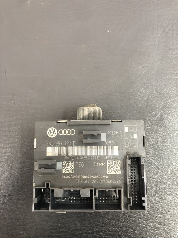 Modul usa stanga fata Audi A4 B8 2.0 TDI sedan 2011 (8K0959793D)