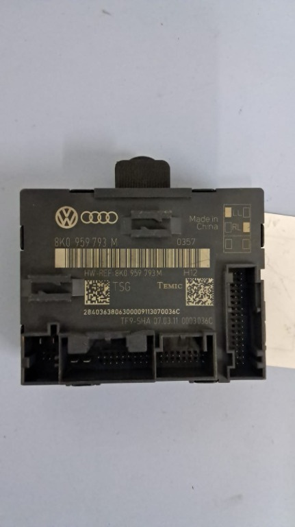 Modul usa stanga fata Audi A4 B8 A5 Q5 cod 8K0959793M