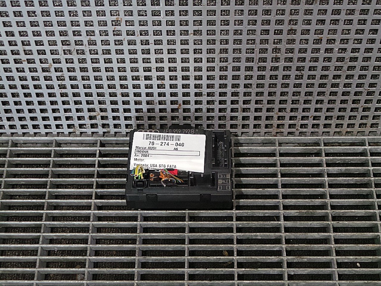 MODUL USA/STANGA FATA AUDI A6 A6 - - (2004 2009)