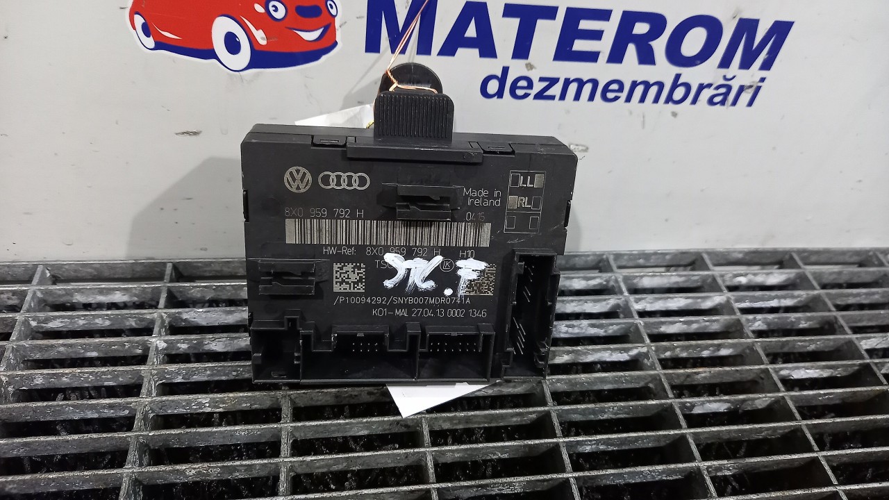MODUL USA/STANGA FATA AUDI Q3 - - (2011 2015)