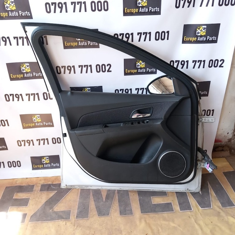 Modul usa stanga fata Chevrolet Cruze 1.7 D Hatchback cod motor LUD an 2012