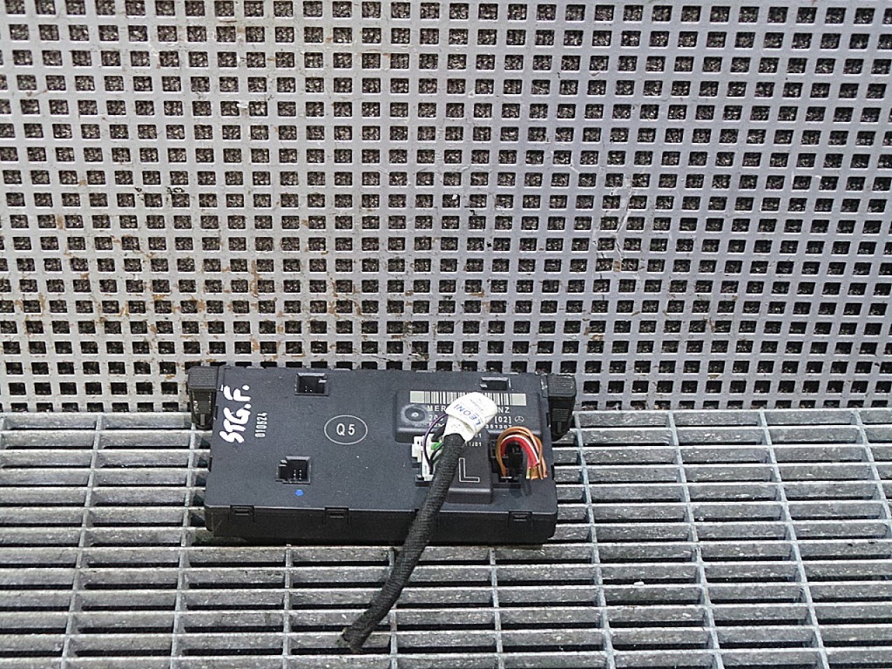 MODUL USA/STANGA FATA MERCEDES C-CLASS - - (2000 2007)