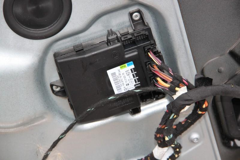 Modul usa stanga fata Mercedes R-Class 2006-2010 w251 , v251 A1648701526