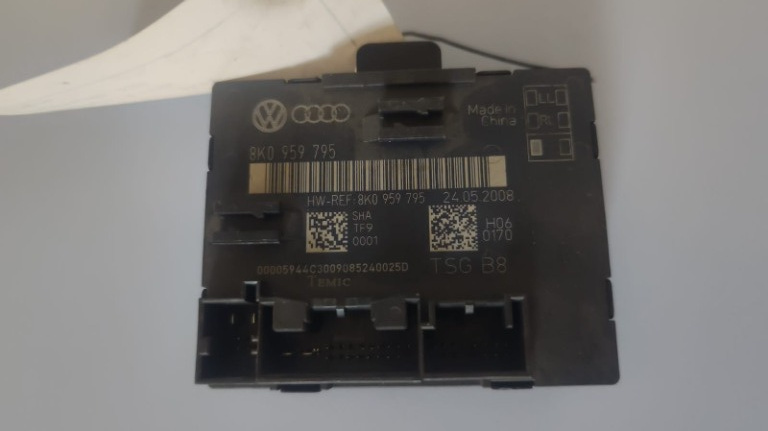 Modul usa stanga spate Audi A4 an fab. 2009 cod 8K0959795