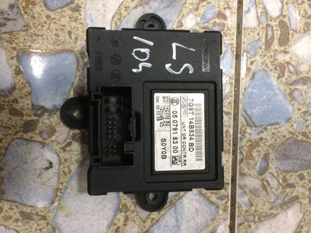 Modul usa stanga spate Ford Mondeo MK4 [2007 - 2010] Liftback 2.0 TDCi DPF AT (140 hp) MK4 (BA7) TITANIUM