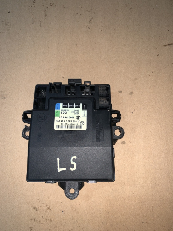 Modul usa stanga spate Mercedes-Benz A-Class W169 [facelift] [2008 - 2012] Hatchback 5-usi A 180 Autotronic (116 hp) 169/X23GK2/ A180 1.7 - 266.940