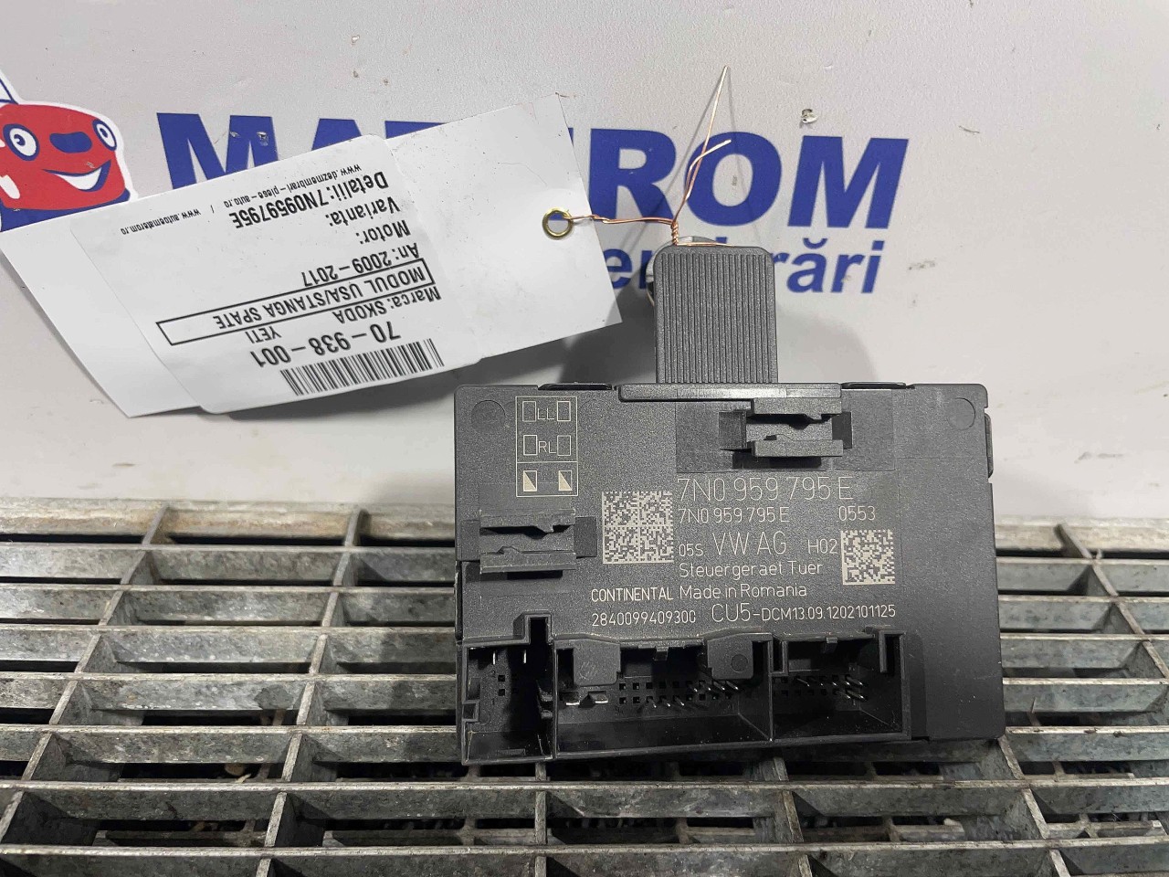 MODUL USA/STANGA SPATE SKODA YETI - - (2009 2017)