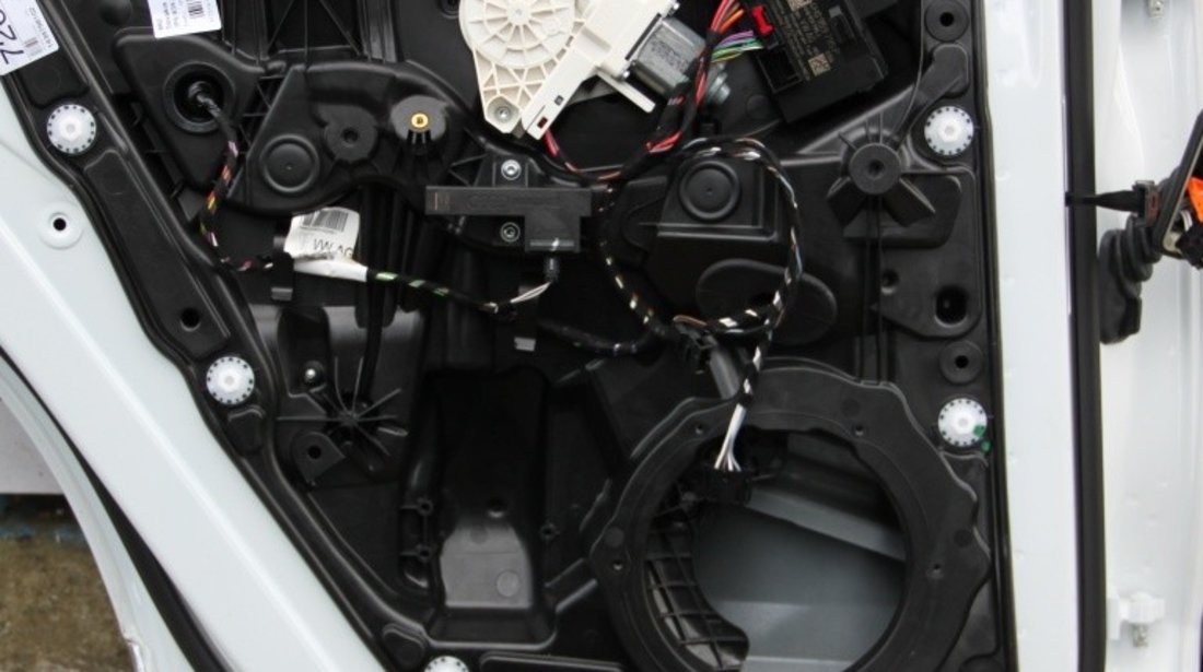 Modul usa stanga spate VW Touareg 7P cod: 4H0959795P / 4H0959795J model 2014