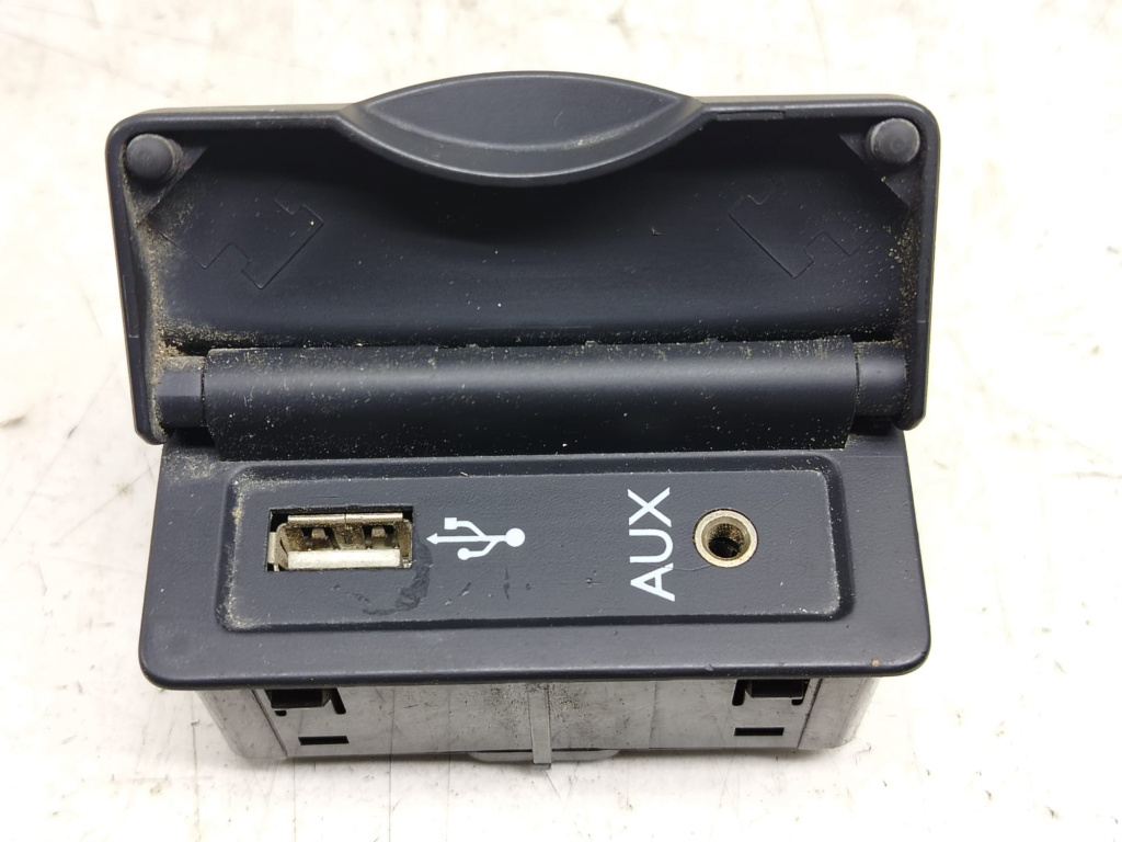 Modul usb aux 280232969r Renault Koleos [2008 - 2011]