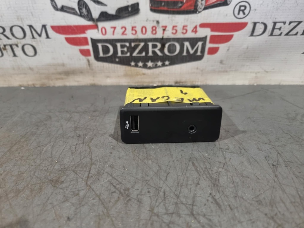 Modul USB / AUX 3000km 280235216R Renault Megane IV Hatchback 1.5 dCi 90 cai K9K 656