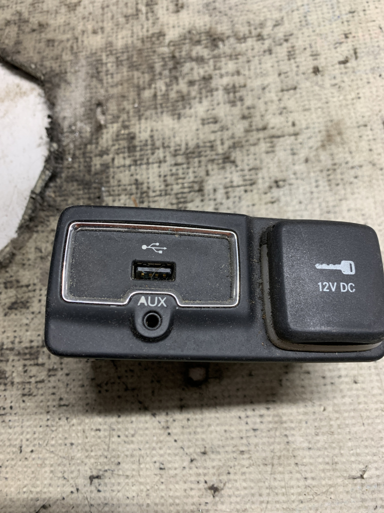 Modul usb Jeep Renegade - Motorina 2018, 735604054