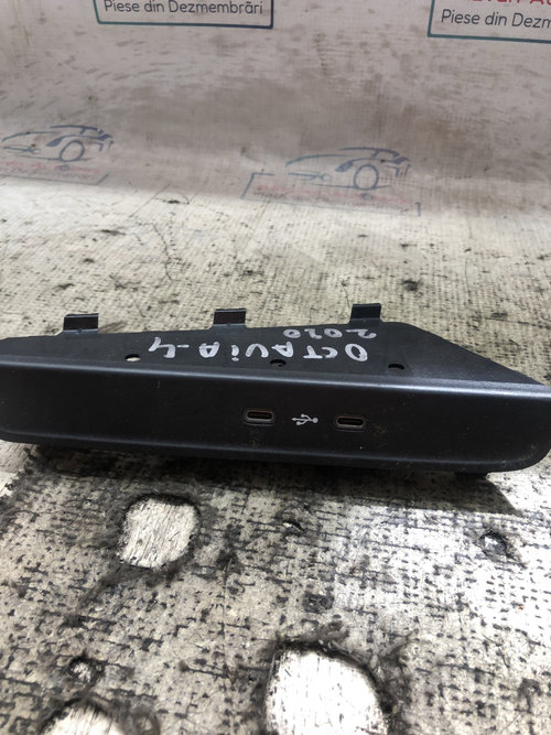 Modul usb Skoda Octavia 4 1.5 2020, 657035736