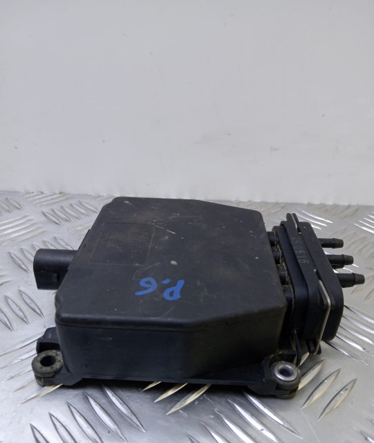 Modul vacuum Senzor pompa vacuum 3C0131051 / 79906009 / 480434 Volkswagen VW Passat B6 [2005 - 2010]