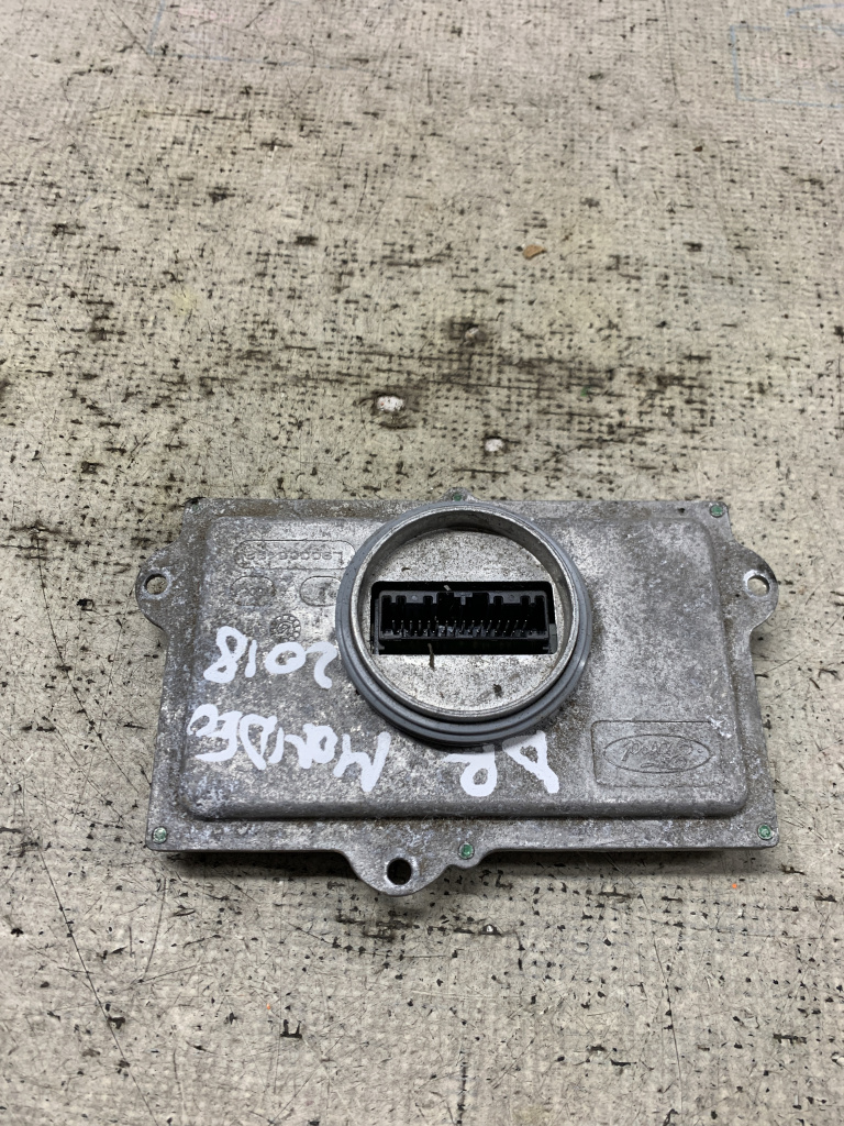 Modul xenon dreapta Ford Mondeo - Motorina 2018, 90005487
