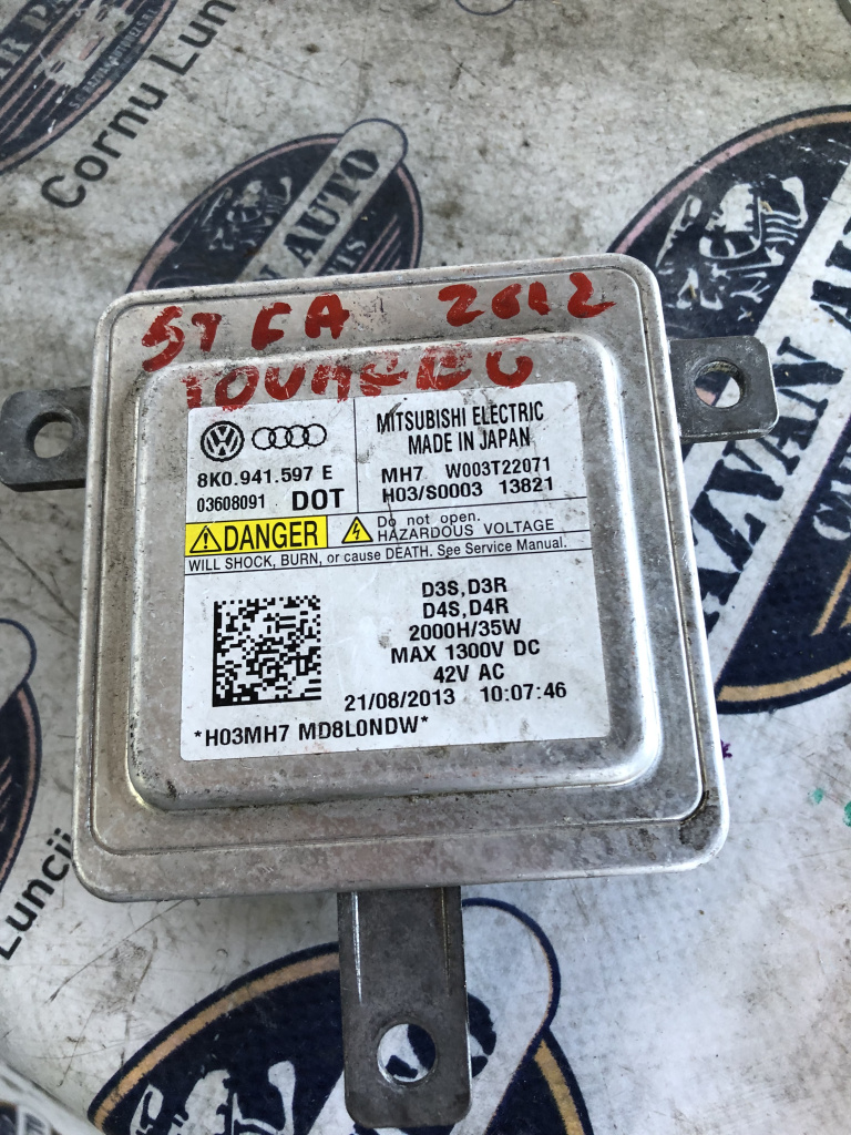 Modul xenon stânga Volkswagen Touareg 2012, 8K0941597E