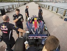 Monopostul Red Bull F1 viziteaza America