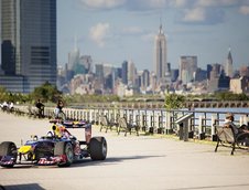 Monopostul Red Bull F1 viziteaza America