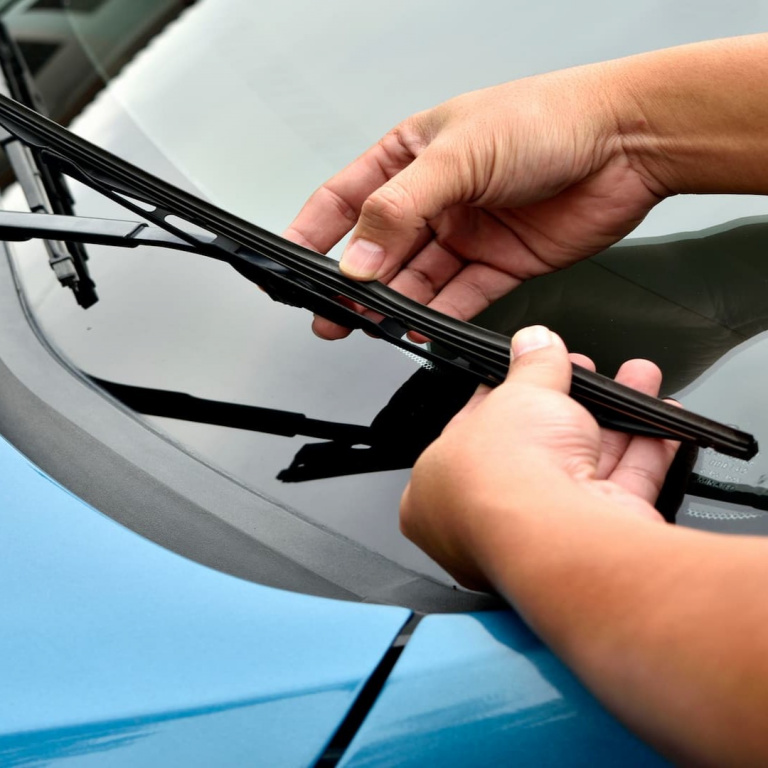 Montaj Stergator Parbriz Auto Oradea