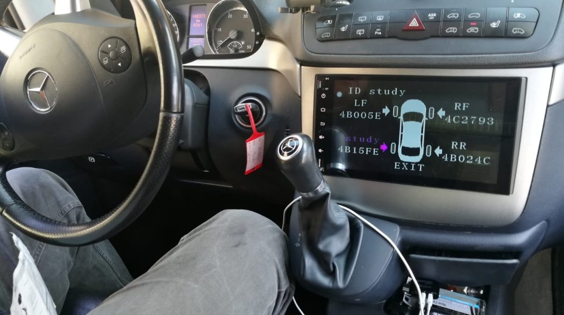 Montez navigații dedicate GPS dvd tetiere camere video boxe subwoofer alarme incălzire scaune