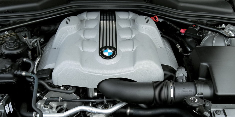 Motoarele anului 2010 - BMW  a insfacat 4 premii!