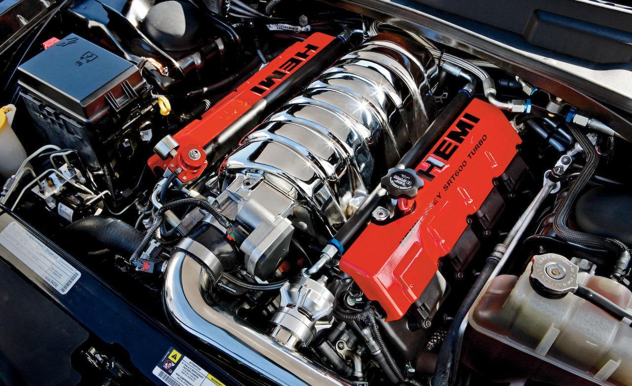 Engine 2 движок. Мотор Hemi v8. Моторы Hemi v12. Двигатель v8 Hemi 390. Dodge Challenger Hemi мотор.