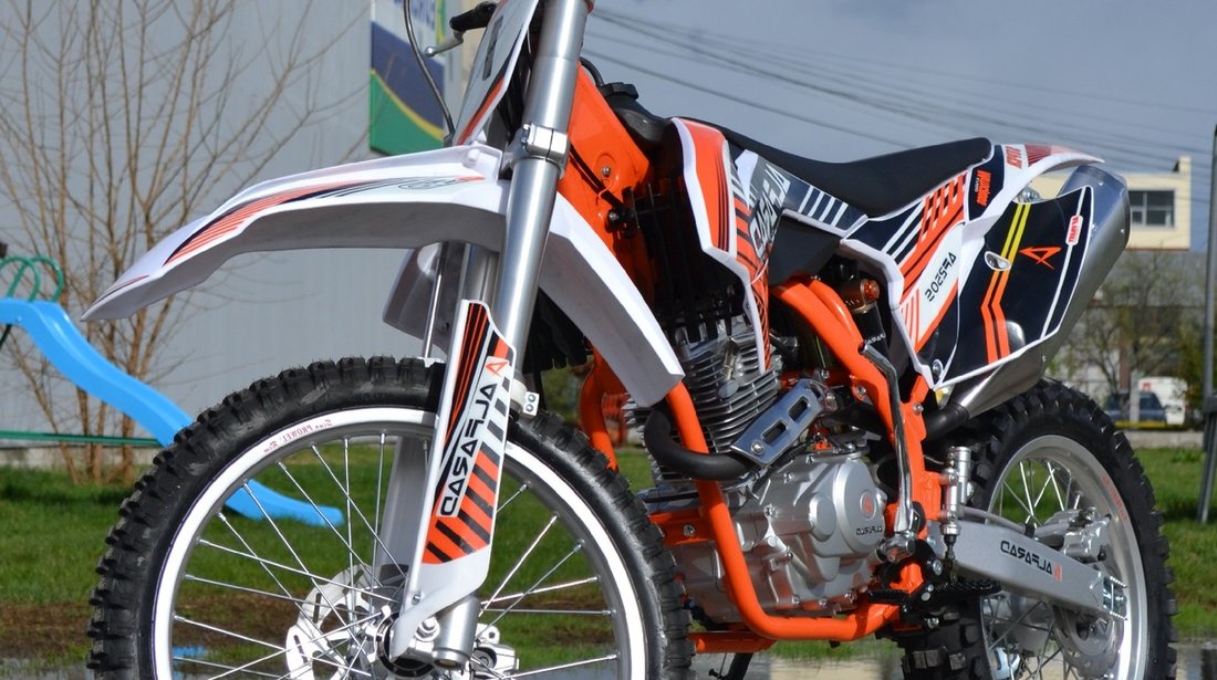 Motocicleta Cross ALFARAD 250cc Tornado