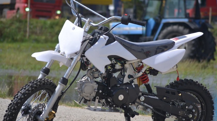 Motocicleta Loncin 125cc Automata Import Germania