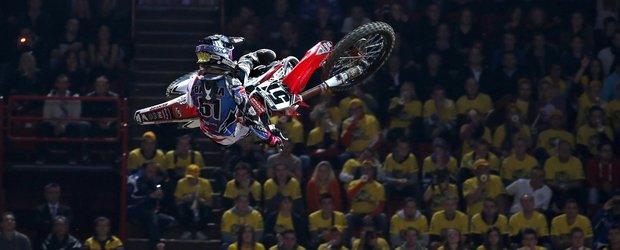 Motociclistii Dunlop au avut rezultate excelente in cursa de Supercross din Franta