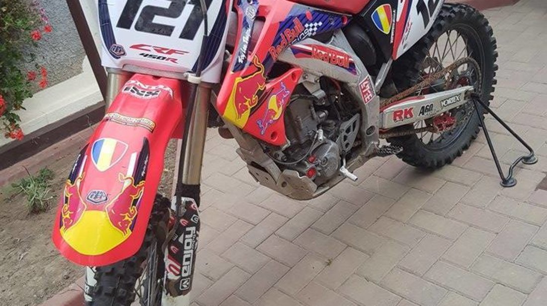 Motocross Honda crf 450R an 2005 modificata pentru competitii