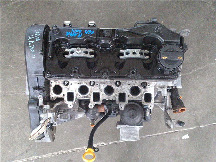 Motor 1.6 d SKODA RAPID an fabr. 2014