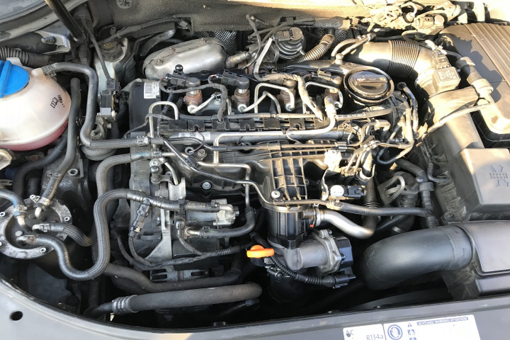 Motor 1.6 TDI CAY Volkswagen VW Touran [2th facelift] [2010 - 2015]