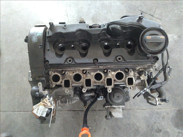 Motor 1.6 TDI SKODA OCTAVIA 2