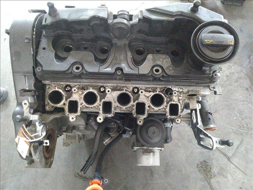 Motor 1.6 TDI VOLKSWAGEN GOLF 6 an fabr. 2011