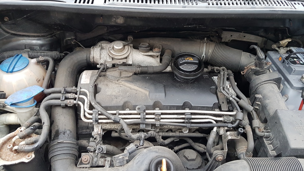 Motor 1.9 TDI 74KW 101KW AVQ VW Touran 2003 - 2010