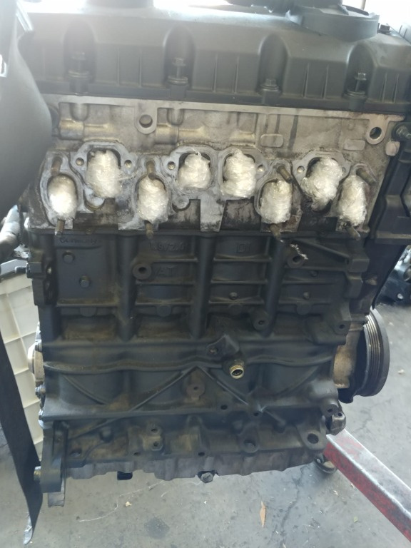 Motor 1.9 tdi bkc vw golf 5 touran audi a3 8p skoda octavia 2 seat altea 5p leon toledo