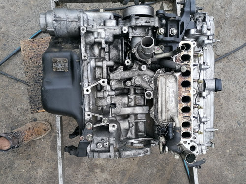 MOTOR 2AD-FHV 177CAI D-CAT DPF 130KW FARA ACCESORII Rav 4 AVENSIS COROLLA VERSO RAV 4