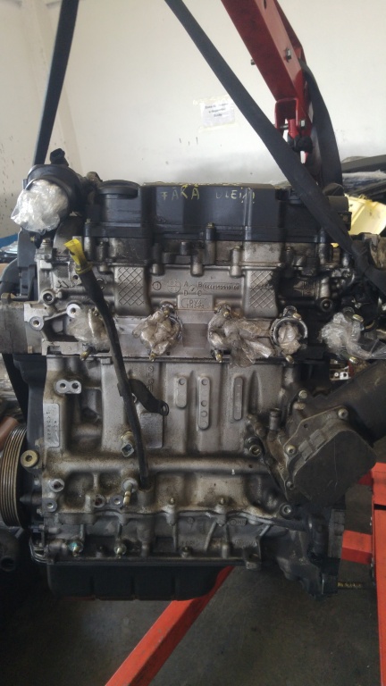 Motor 8hy citroen c3 1.4 hdi 90 cp 66 kw dupa 2002
