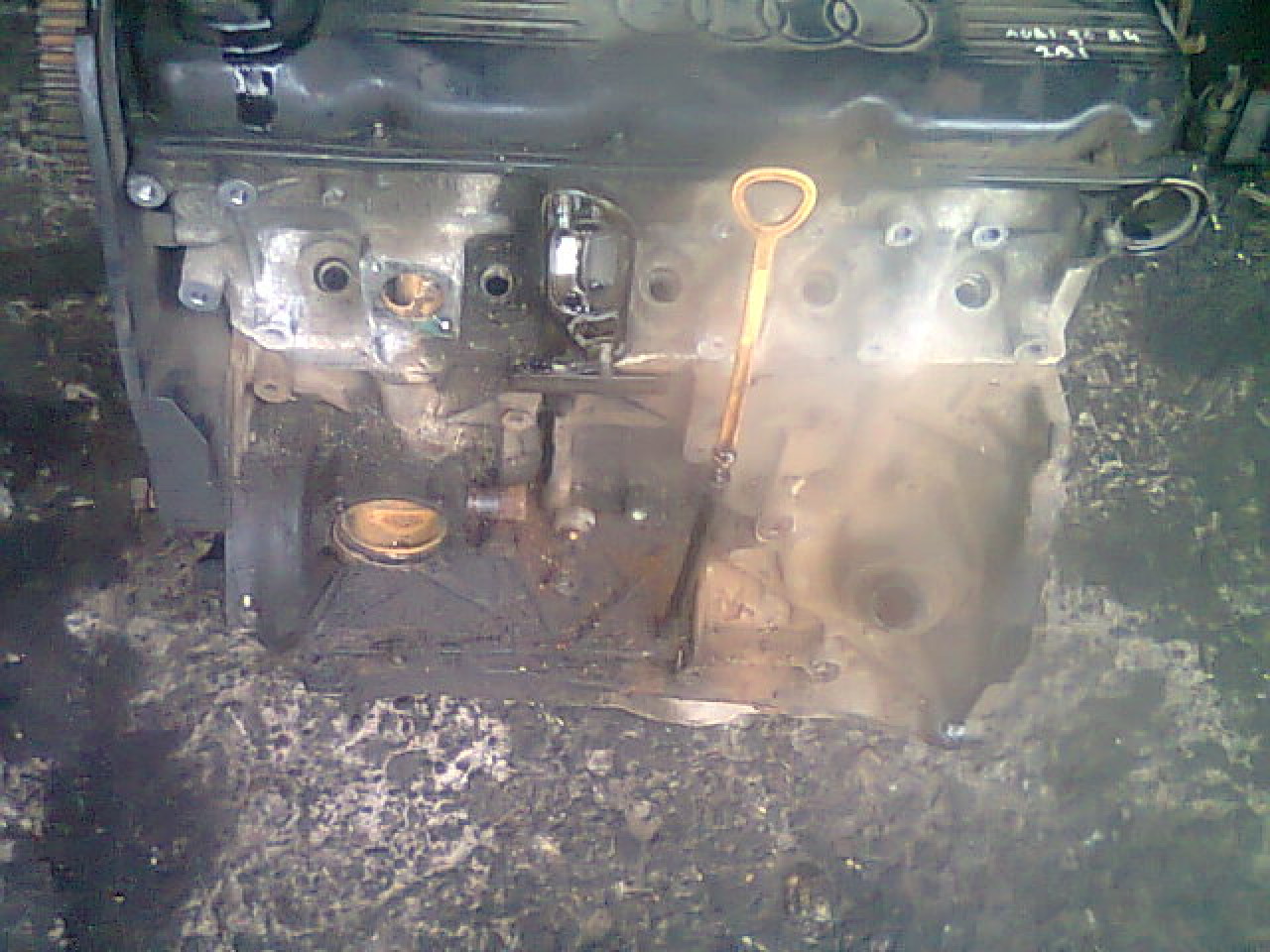 Motor Audi 80 B4-2.3i