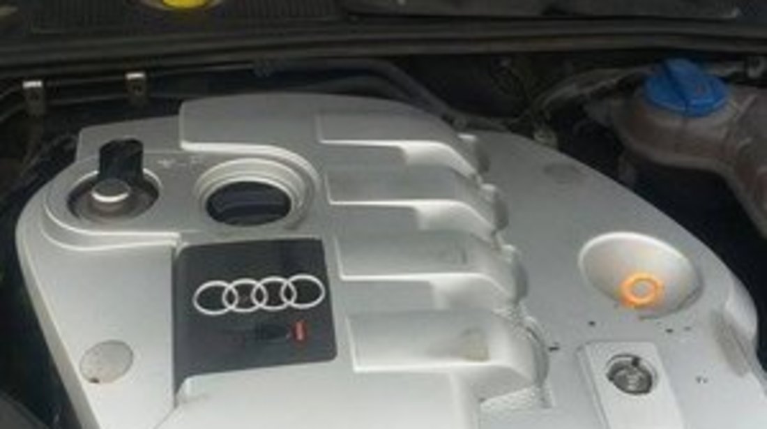 Motor Audi A4 1.9 Tdi awx 131 cp 2004