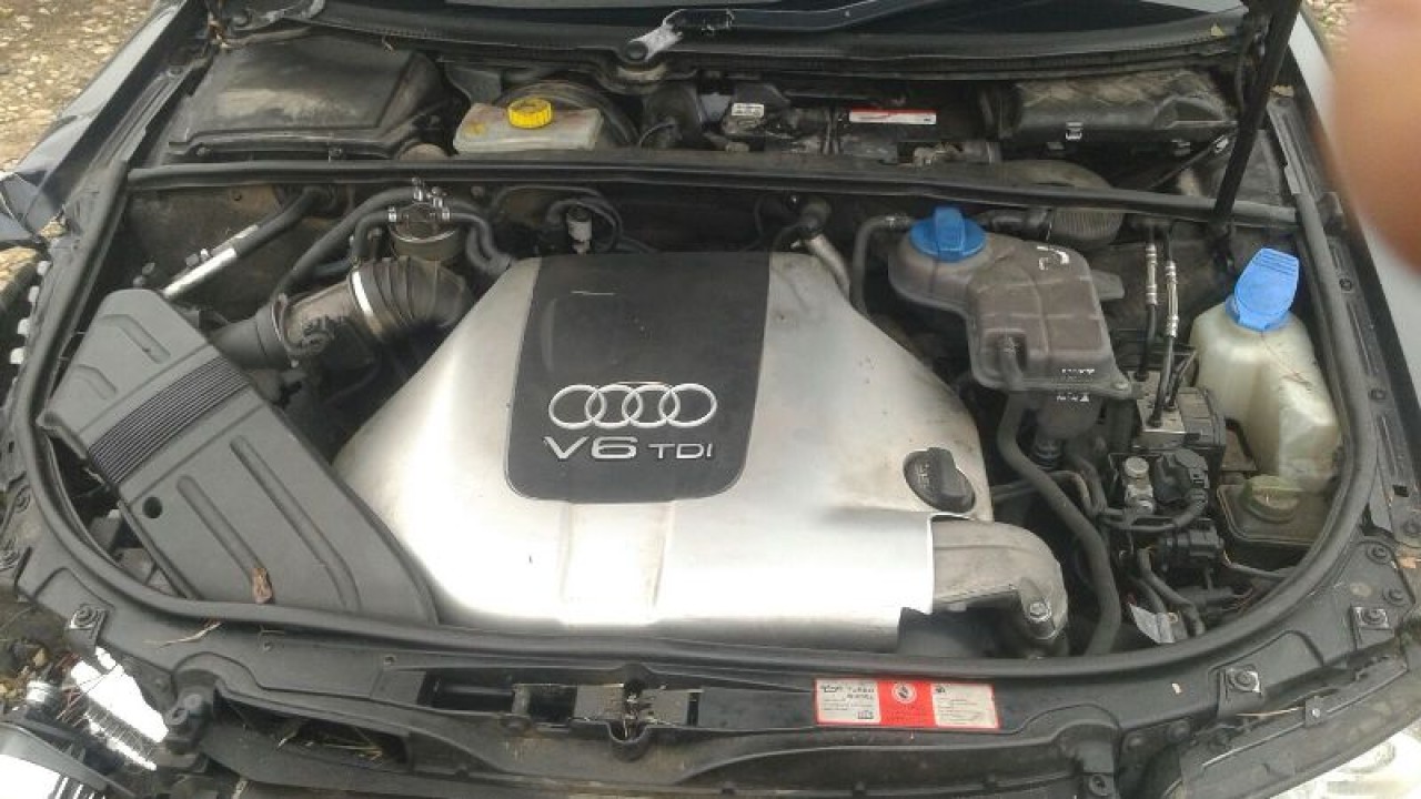 Motor Audi A4 2.5d