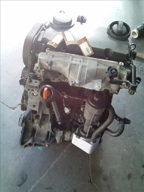 Motor AUDI A4 B7 2.0 TDI